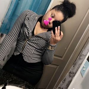 Meet your Posher, Don